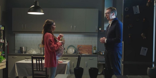 NADREALNO Vučić za nove izbore zaista iskače iz frižidera