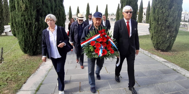 Udruga antifašista i antifašističkih boraca Splita položila vijenac na Lovrincu