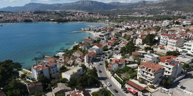 Potpuni zastoj na ulazu u Split, stigla policija