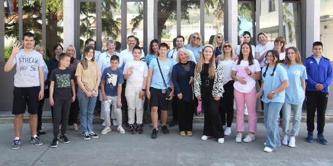 Maleni Solinjani pokazali humanost, darovali svoje slikovnice i igračke pedijatrijskoj ordinaciji