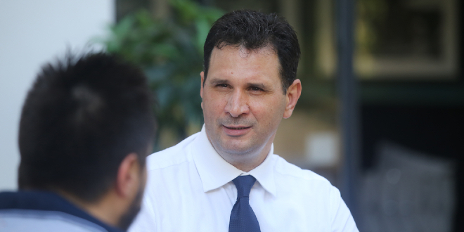 MARKOTIĆ: Nezakonitu odredbu ima i ugovor v.d. ravnatelja Hrvatskog doma. Ovo je besprizorno uriniranje po Ustavu RH
