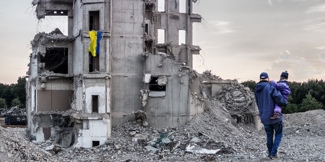 BAHMUT Ukrajinci sravnili sa zemljom nekoliko zgrada, koriste isto oružje kao NATO u Srbiji?