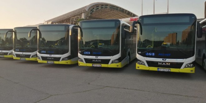REVIZIJA DUGA Ipak će nastaviti prometovati autobusi prema Omišu, Trogiru, Kaštelima i Klisu