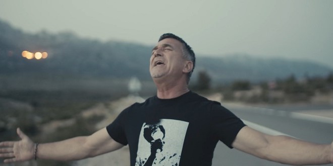 VIDEO Ivica Sikirić Ićo vraća se na Splitski festival s novim hitom 'Za tebe bisere nosim'