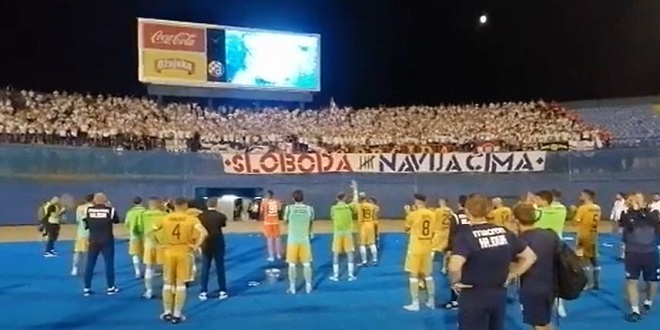 VIDEO Hajdukovi igrači su nakon utakmice došli pred Torcidu, pogledajte reakciju navijača