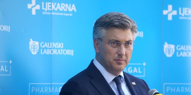 PLENKOVIĆ U SOLINU 'Đogaš je profesor, ugledan čovjek, bilo bi mi drago da se angažira u Gradskom vijeću'