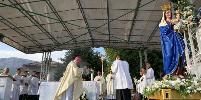 BLAGDAN JE MALE GOSPE Posebno je svečano u Solinu