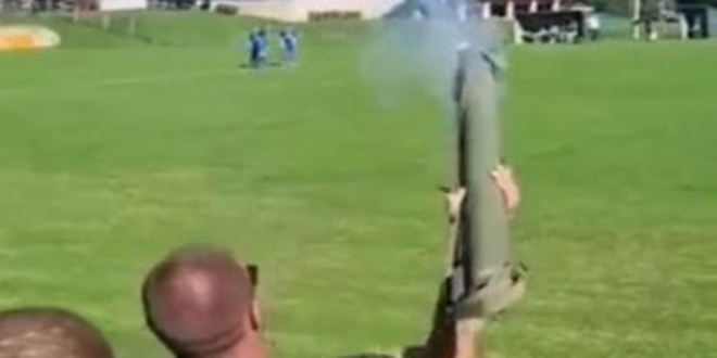 VIDEO Pucao iz zolje na nogometnoj utakmici u Plitvicama, umalo pogodio igrače