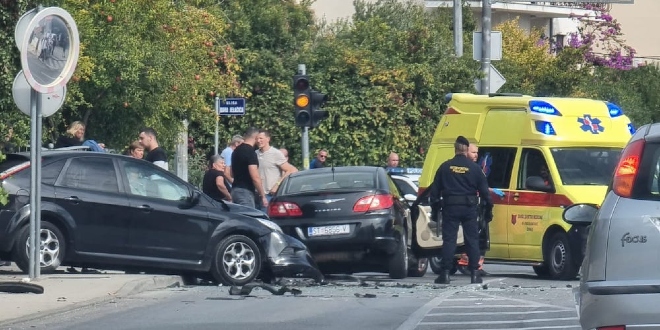 FOTO Bježao policiji i skrivio stravičnu nesreću na križanju u Kaštel Starom