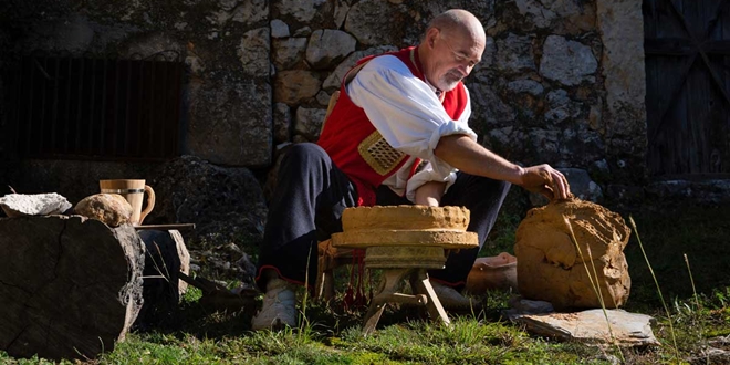 TURISTIČKA ZAJEDNICA SINJ Otvorene prijave za radionicu tradicijskog lončarstva