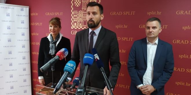 DOČEK NOVE GODINE Splićane će zabavljati Vojko V i Severina