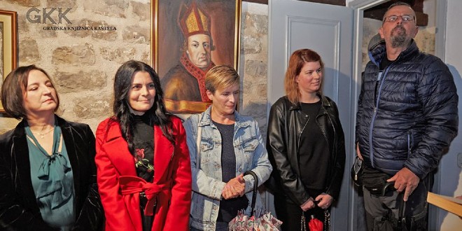 FOTO: 630. obljetnica Kaštel Sućurca: Glazbeno-poetsko-likovna večer u Kuli na Glavici 