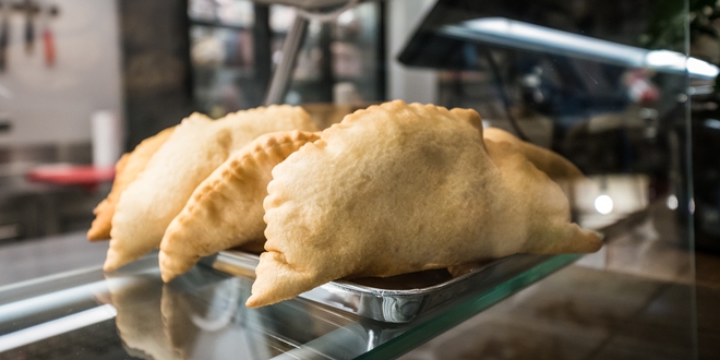 RECEPT Brza mesna pita iz pećnice ili friteze na vrući zrak