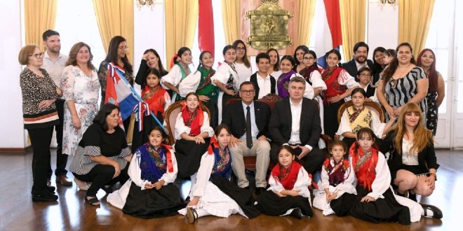 ČILE Predsjednik Milanović obišao hrvatske klubove