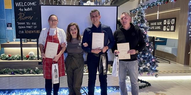 Sunčani Hvar je svečano obilježio završetak uspješne godine te nastavio tradiciju donacija i sponzorstva kroz koje podupire preko 500 hvarske djece