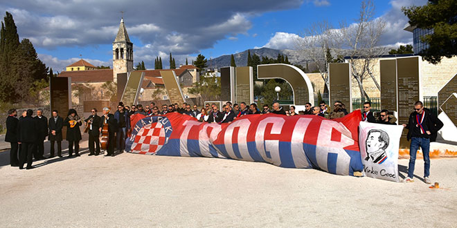 S Poljuda sad piva Dalmacija cila: Vinko Coce za sva vrimena!