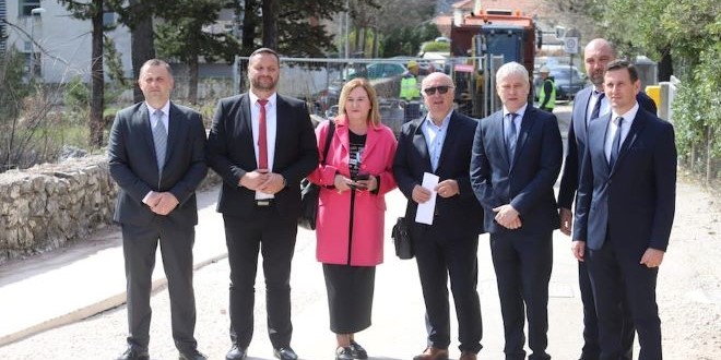 Otvoreno gradilište aglomeracije Split-Solin: 'Oko 5500 stanovnika dobit će mogućnost priključka na kanalizaciju, 2000 na vodoopskrbu'