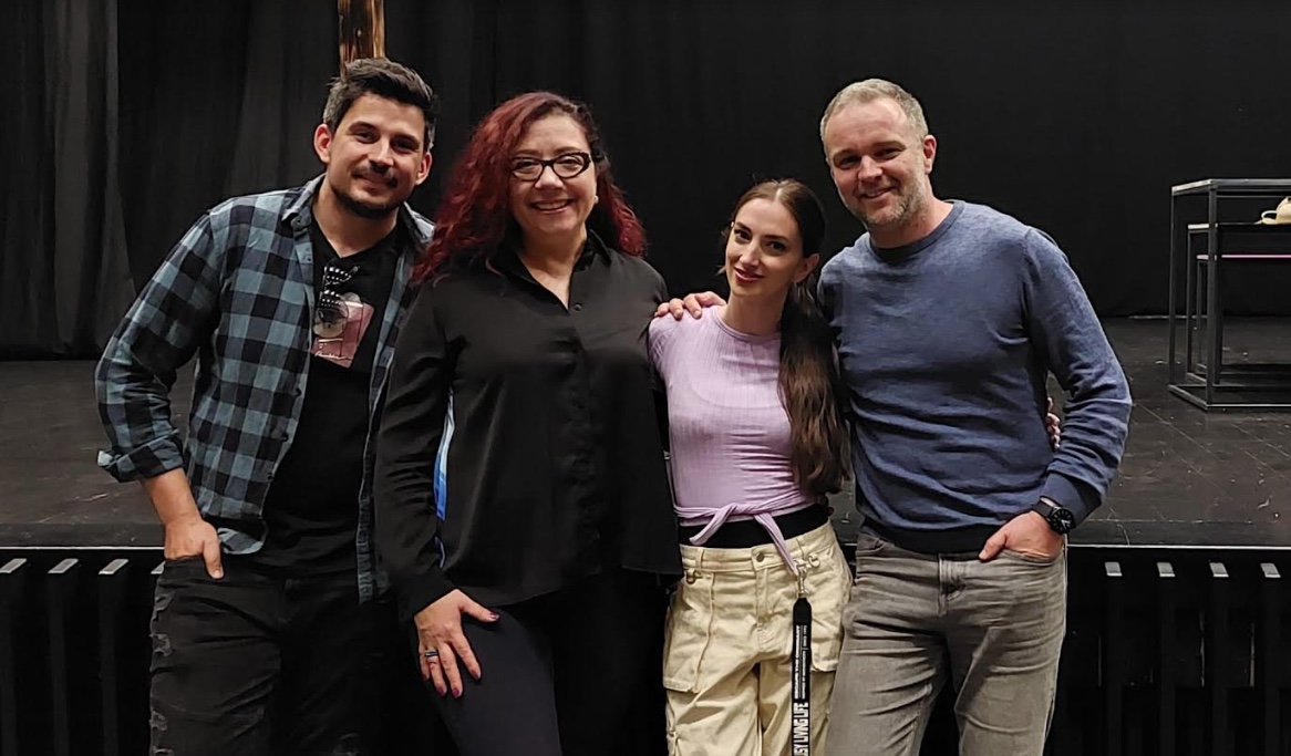 PRETPREMIJERA Predstava za mlade 'Ispod površine' oduševila splitske srednjoškolce i profesore