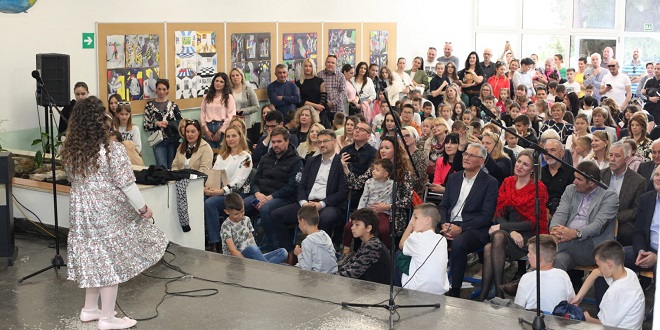 SOLIN Proslavljen rođendan OŠ Vjekoslava Paraća