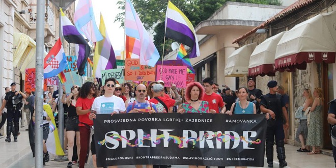FOTO/VIDEO: 12. Split Pride