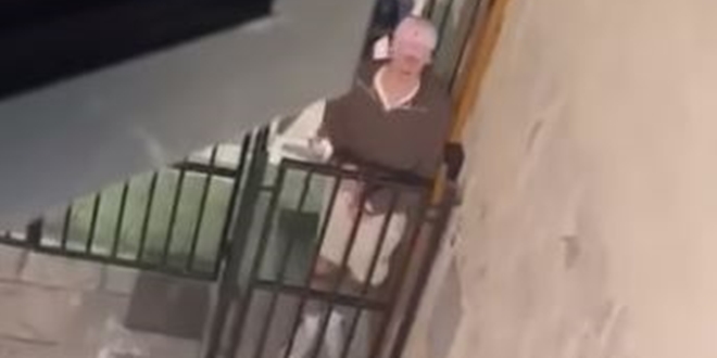IMA LI KRAJA? Turisti se skoro pomokrili na ulazna vrata 