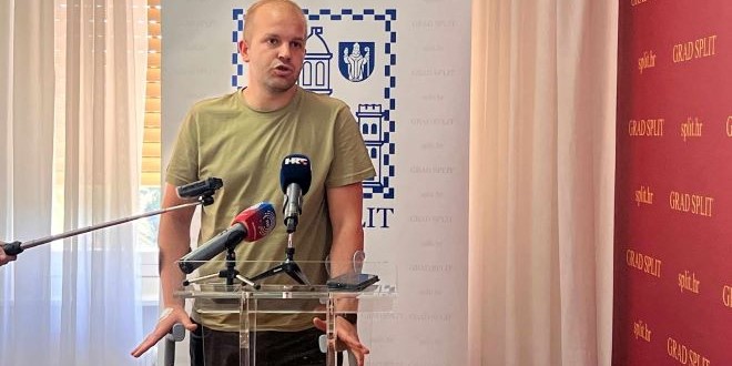 MARTIN PAUK 'Ivošević je kao školski nasilnik koji maltretira slabije. Kad naleti na ravnopravnog sebi, trči učiteljici i plače'