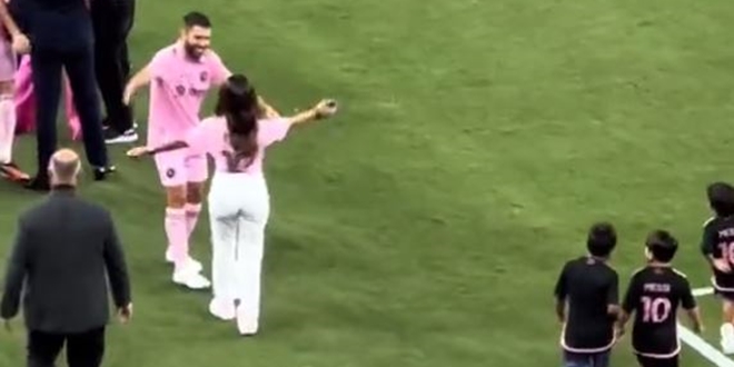 VIDEO Messijeva supruga otrčala u zagrljaj krivom nogometašu