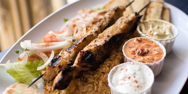 RECEPT Pileći souvlaki - ražnjići na grčki način