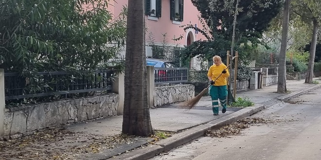 PITAJTE GRADSKU UPRAVU Plaća li se pometačima 'naknada za sramotu'?