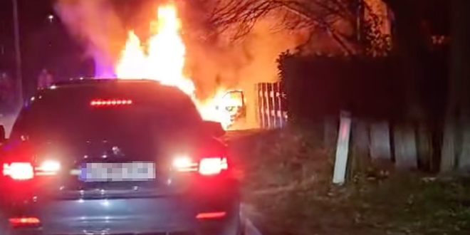 VIDEO Vozila se zapalila nakon teškog sudara u Ljubuškom