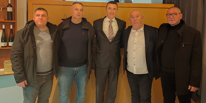 Penava: Sretan Božić svim vjernicima pravoslavne vjeroispovijesti u Hrvatskoj
