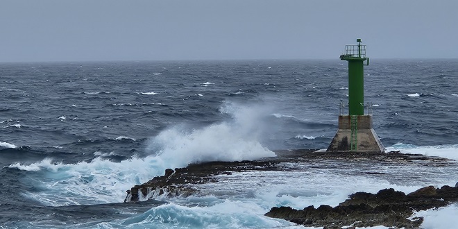 FOTO/VIDEO Punta Planka za olujnog juga