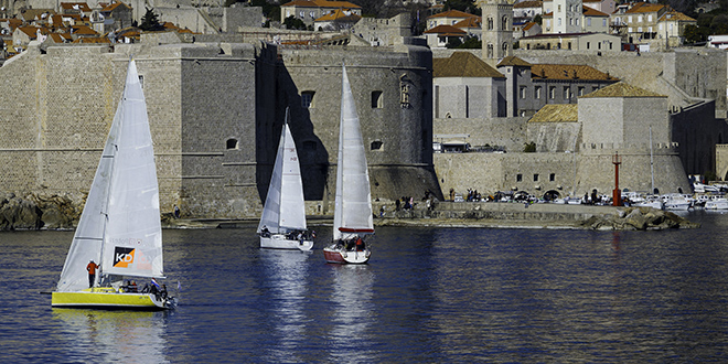 ELAFITI SLALOM Spektakl jedrenja u Dubrovniku od 19. do 21. travnja