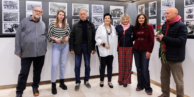 FOTO Za Dan žena splitski Mosoraši otvorili izložbu u Fotoklubu Split
