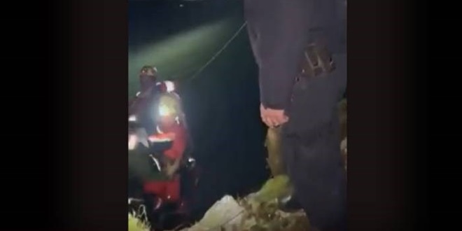 VIDEO Spašavanje migranata sa slapa rijeke Kupe