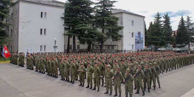 U Kninu svečano obilježena 17. obljetnica ustrojavanja Gardijske mehanizirane brigade