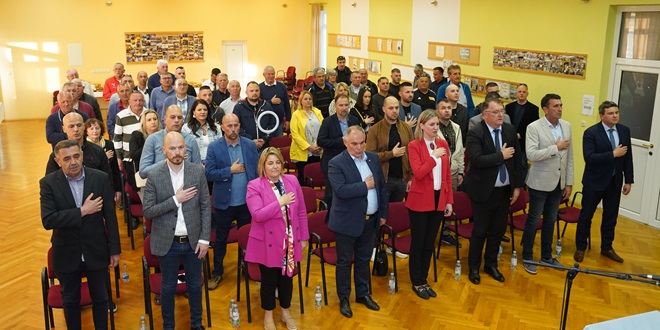 HDZ U RUNOVIĆIMA I ZMIJAVCIMA: Imotska krajina je uvijek znala kome će dati svoj glas