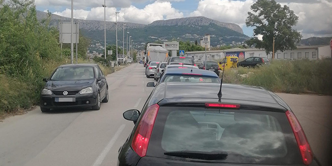 Prometni kolaps prema Solinu zbog radova u Ulici don Frane Bulića