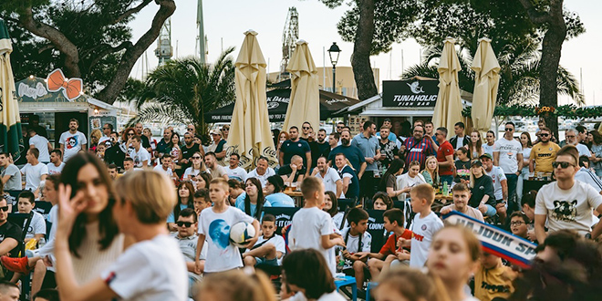 Sprema se treći Babarol street food festival: U Trogir dolaze TBF, Songkillers, Ivan Pažanin i hit štrudla od janjetine!