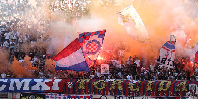 Nova kazna Hajduku, sporna je i jedna zastava