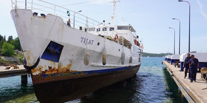 ISKRA BRODOGRADILIŠTE ŠIBENIK Legendarni Tijat stigao na remont