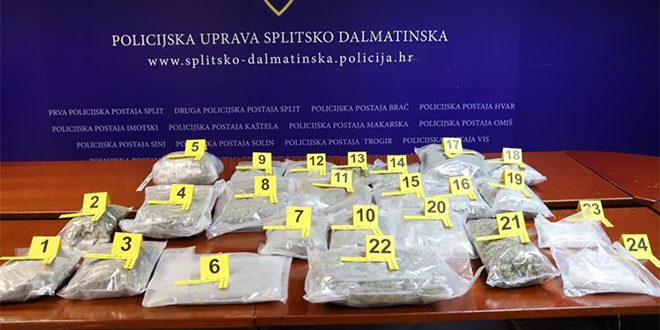 ZAPLJENA U SPLITU Policija pronašla više od 13 kilograma marihuane i preko 2000 komada ecstasyja