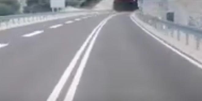 VIDEO Snimka vožnje novim mostom preko Cetine
