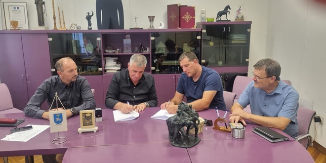 U Kukuzovcu će se graditi luksuzni brodovi, a zemljište kupuje i jedna građevinska tvrtka