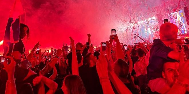 VIDEO 'Čavoglave' za ludilo na stadionu, gori sve!