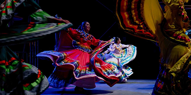 FOTOGALERIJA Koncertom na solinskoj Gradini svečano zatvoren 3. Međunarodni festival folklora Split 2024.