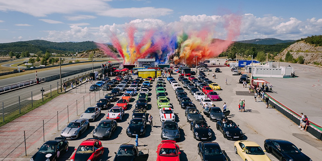 FOTOGALERIJA Brojni posjetitelji uživali u brzini, sportskim automobilima i adrenalinu