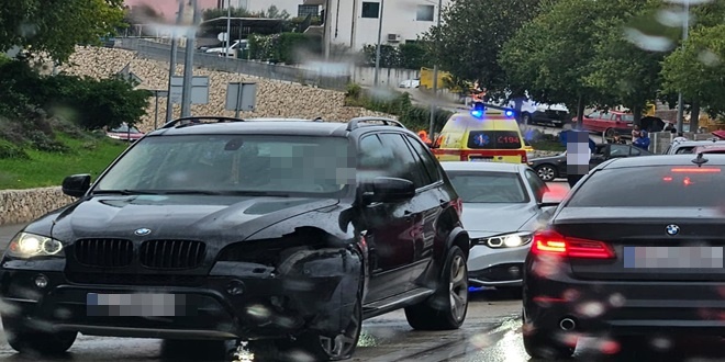 KRAJ LOVRINCA Jedna osoba ozlijeđena u sudaru na Vukovarskoj