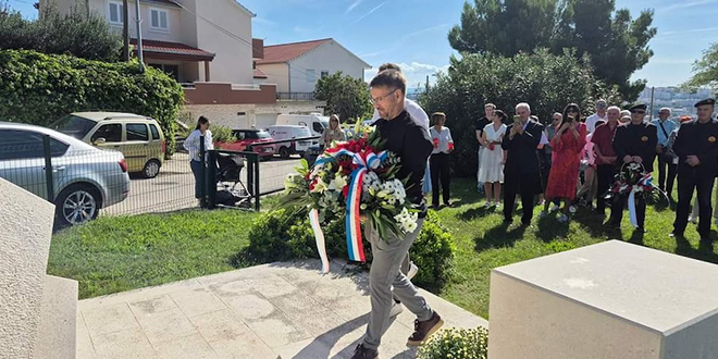 FOTOGALERIJA Na današnji dan je u obrani Vukovara stradao Solinjanin Nenad Režić