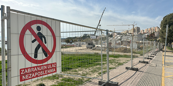 APEL SA ŽNJANA: Mole se građani da ne ulaze u područje gradilišta i na plažu za osobe s invaliditetom